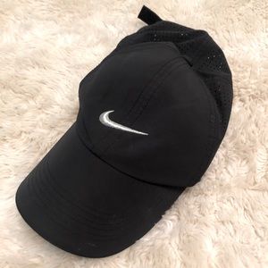 Nike golf hat